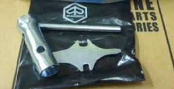 Gezocht: Piaggio ciao Gereedschapset