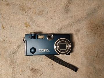 Minolta camera ( defect voor onderdelen)