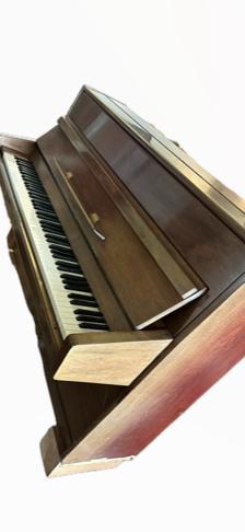 Gebruikte Bruine Piano - Perfect voor Muziekliefhebbers