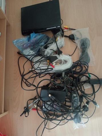 Audio kabels, internetkabels en DVD player