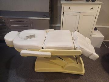Electrische behandelstoel