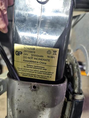 Op zoek naar accu voor elektrische fiets, zie afbeelding