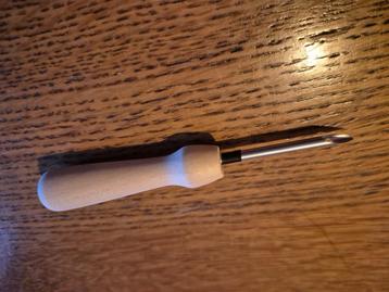 Gratis punch needle naald