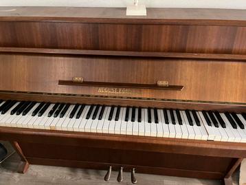 Piano August Forster met piano kruk