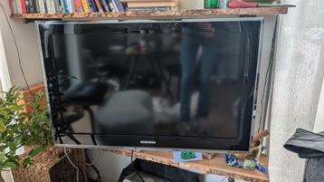 Samsung LE32D550 32 inch Full HD LCD TV