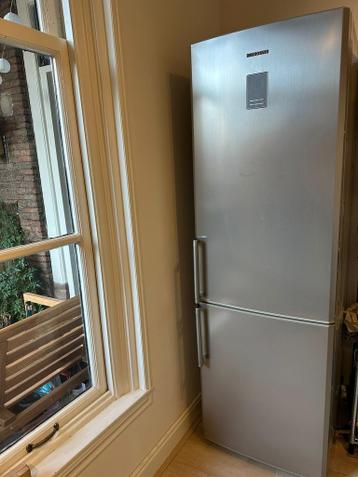 Grote Samsung koel-vriescombinatie