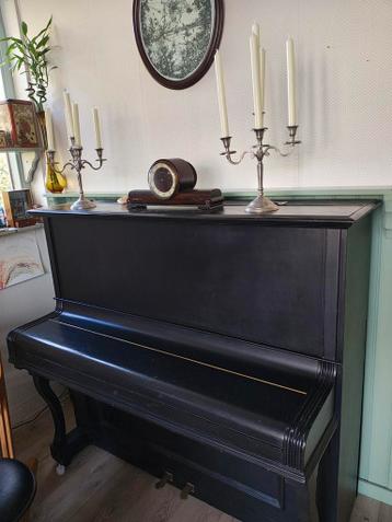 Prachtige Piano  uit begin 1900