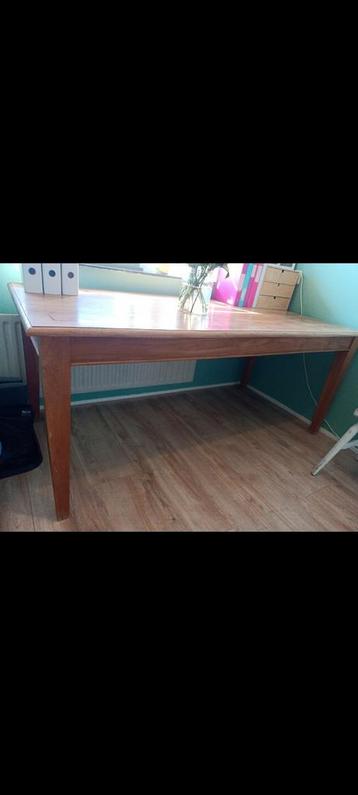 mooie teakhouten 6 persoons eettafel met 6 stoelen