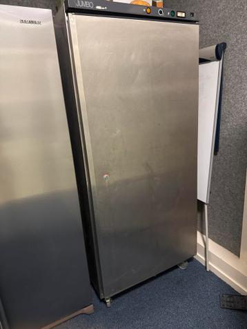 Grote vriezer met lekkage - Gratis ophalen!