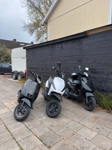 !Gezocht zip 125/150! Bied alles aan! Brom plaat!