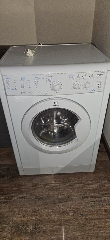 Indesit Wasmachine en Droger met defect moet nu weg