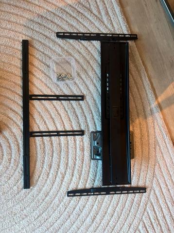 Vogels TV Beugel met Soundbar Houder voor 2 trippels