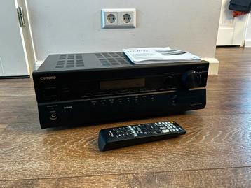 Gratis af te halen: Onkyo HT-R380 AV receiver