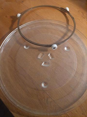 Draaiplateau (ø 28,5 cm)voor magnetron, gratis af te halen