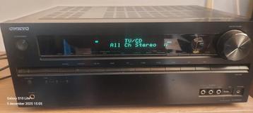 Onkyo TX-NR609 Receiver. Moet nagekeken worden.
