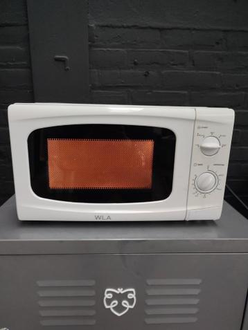 Magnetron microwave oven