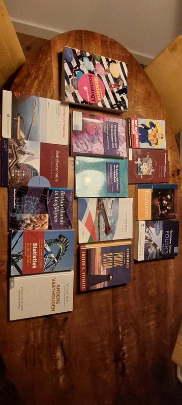 Studieboeken Bestuurskunde & Management - Collectie