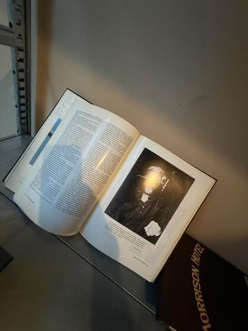 Let Them Photograph Your Soul - Jim Morrison Biografie