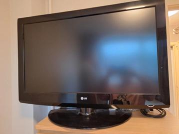 LG 37LG3000 LCD TV - 37 inch