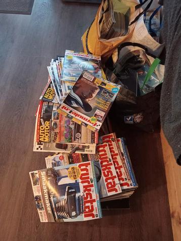 Grote verzameling auto bladen