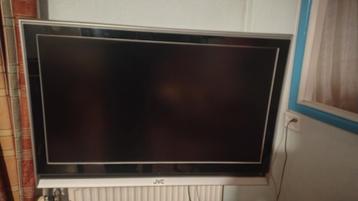 Jvc tv met muurbeugel
