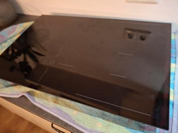 Teab inductiekookplaat ter reparatie