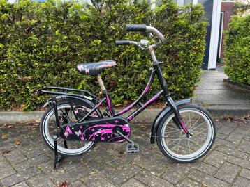 Leuke meisjesfiets 16 inch - vlinderdesign