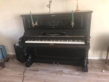 Oude Zwarte Piano - Wegens Overlijden