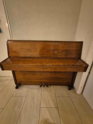 Gratis Pearl river piano