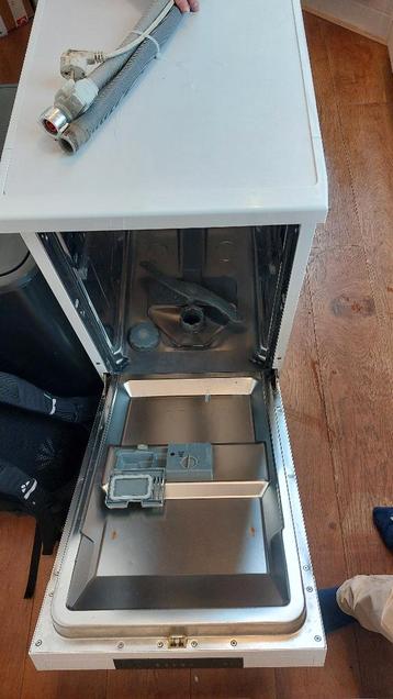 Etna vaatwasser vwv547swit zonder korfen