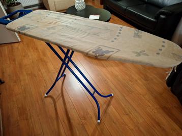 Strijkplank GRATIS AF TE HALEN