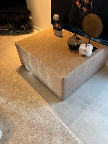 Leren Hocker / Salontafel - 96x96x40 cm