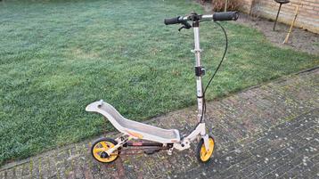 Space Scooter Step (gratis)