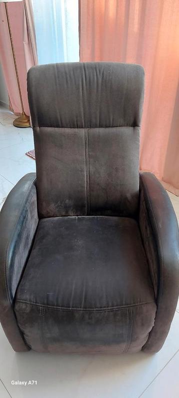 Recliner sofa gratis