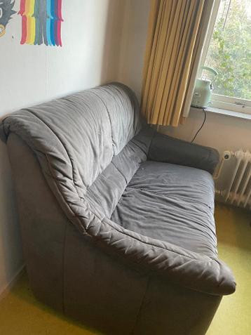 Gratis suede tweezits bankje