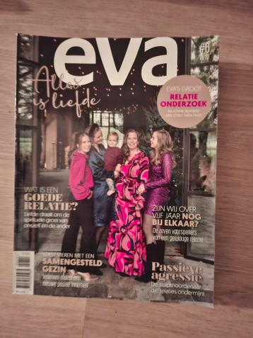 Stapel Eva magazines en Sestra Mama's