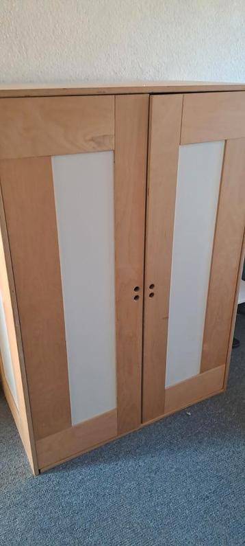 Ikea Kast 120cm hoog met legplanken (gratis ophalen)