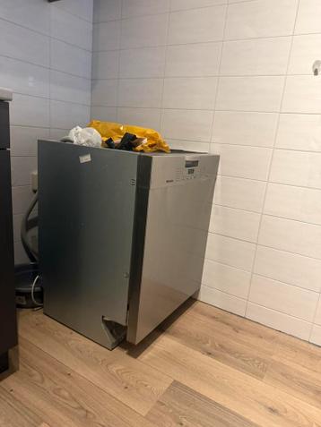 Kapotte vaatwasser GRATIS AFHALEN