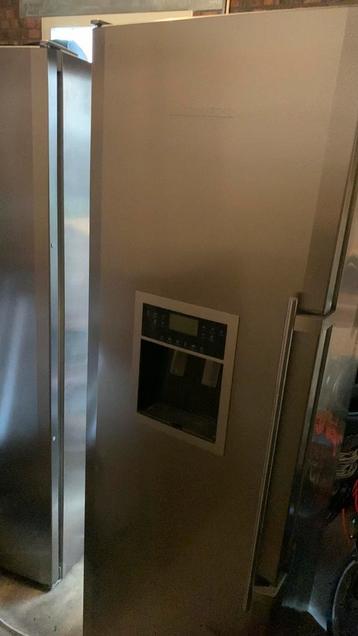 Grote Amerikaanse koelkast, lees advertentie