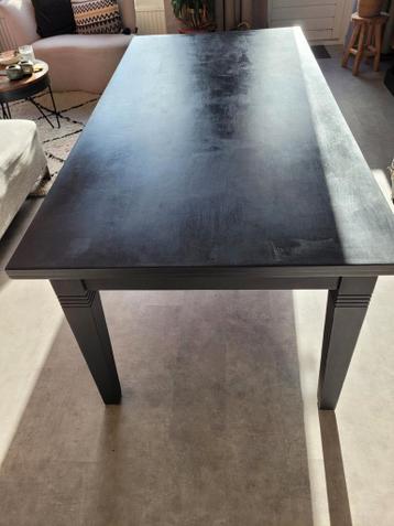 Gratis houten eettafel - antraciet