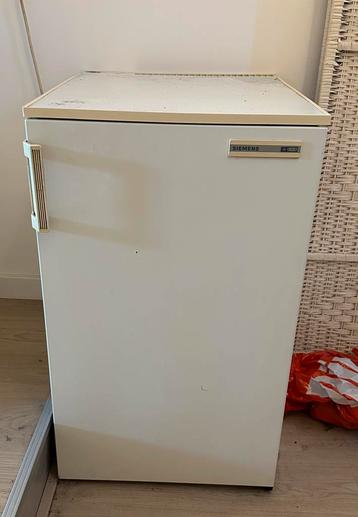 GRATIS vriezer - MOET 02-01 WEG