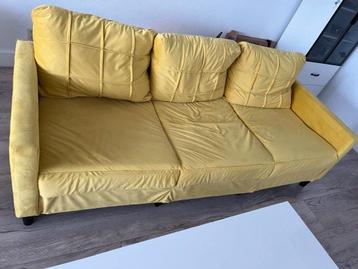 Almost new sofa set