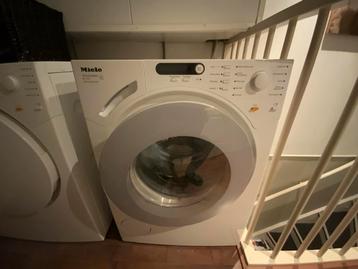 Gratis Miele W 1712 Wasmachine - Goed Onderhouden