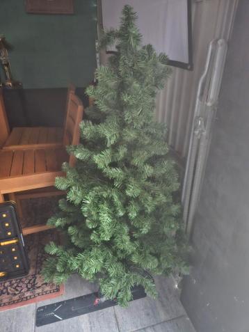 Kunst kerstboom ong 140 hoog