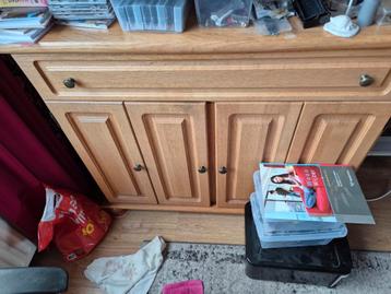 Houten Computermeubel met Opbergruimte gratis