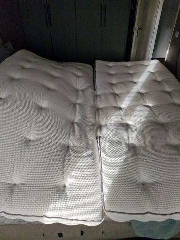Matras - Zo goed als nieuw tegen 2 kratjes hertog Jan bier