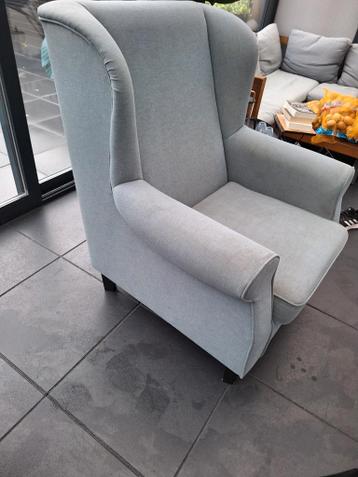 Gratis af te halen Comfortabele fauteuil met hoge rugleuning