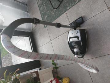 Stofzuiger Bosch 2400 watt