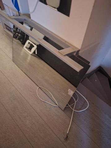 Spiegel met ingebouwde lamp 80x60cm