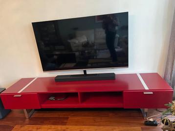 Rode TV kast - Gratis ophalen in Bedum!